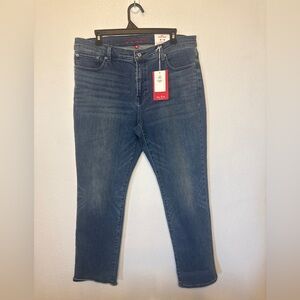 NWT Lucky 🍀 Brand Sweet Mid Rise Jeans